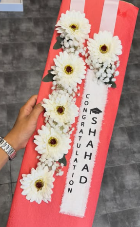 Shahad Grad Gerbera Column